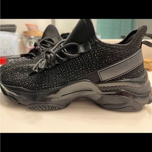 Barness Brand, women’s shoes, size 8